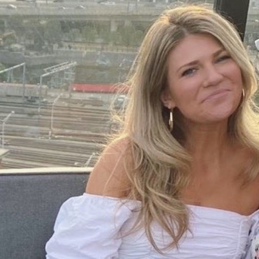 Meet your Posher, Christina